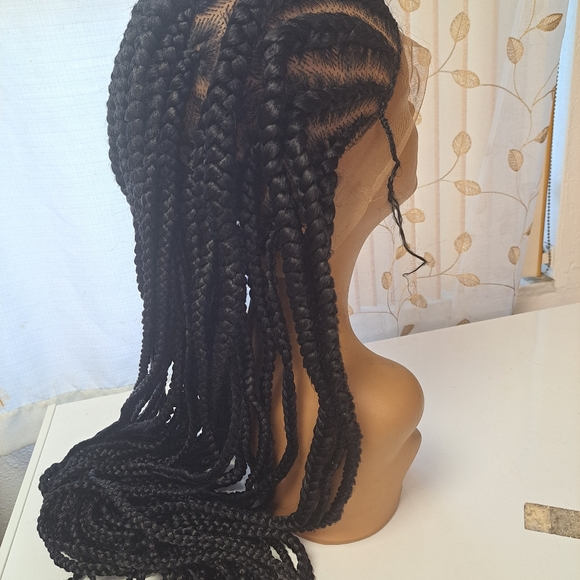 Braided wig - Picture 5 of 8